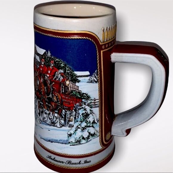 BUDWEISER® 1989 Stein “Hitch on a Winter's Evening”Holiday Beer Mug-Collectible - Picture 3 of 6